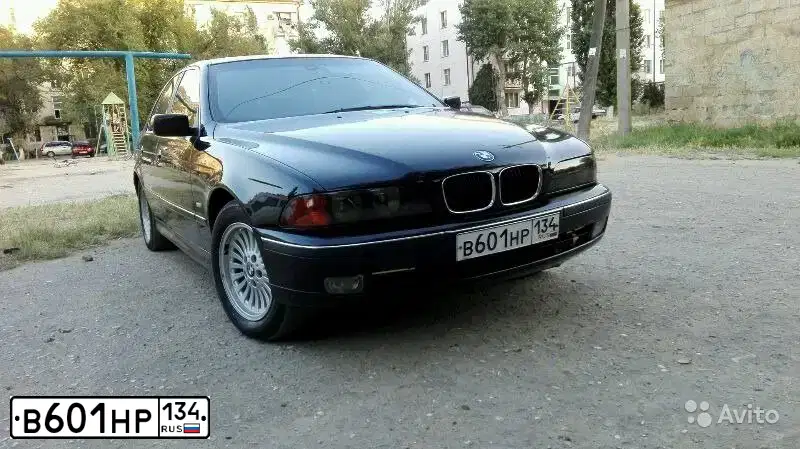 Фото автомобиля BMW SERIE 5, 2000 — госномер В601НР134. Цвет: ЧЕРНЫЙ