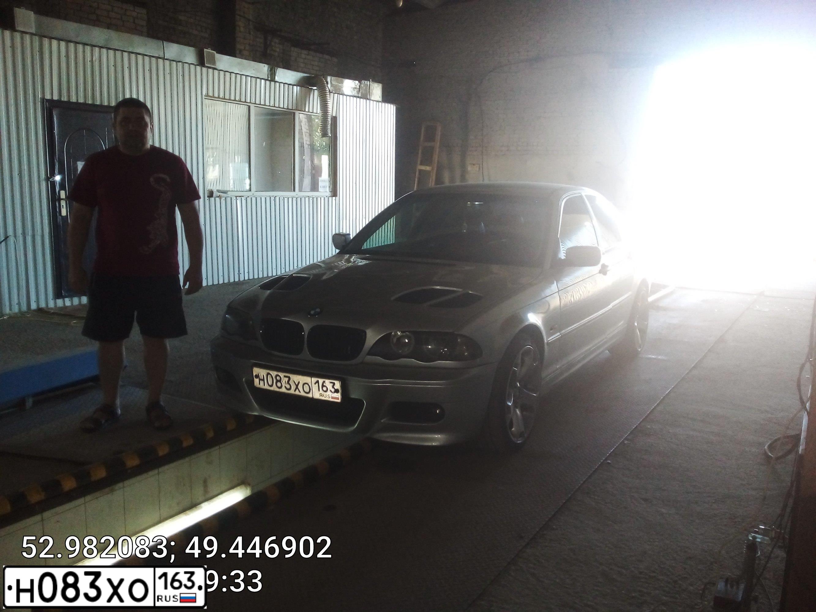 Фото автомобиля BMW 318, 1999 — госномер М575ТЕ763. Цвет: Серебристый