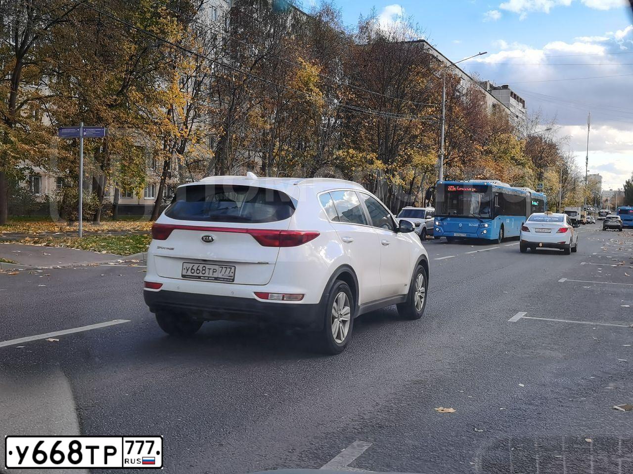 Фото автомобиля KIA SPORTAGE, 2016 — госномер Е443ММ164. Цвет: Белый