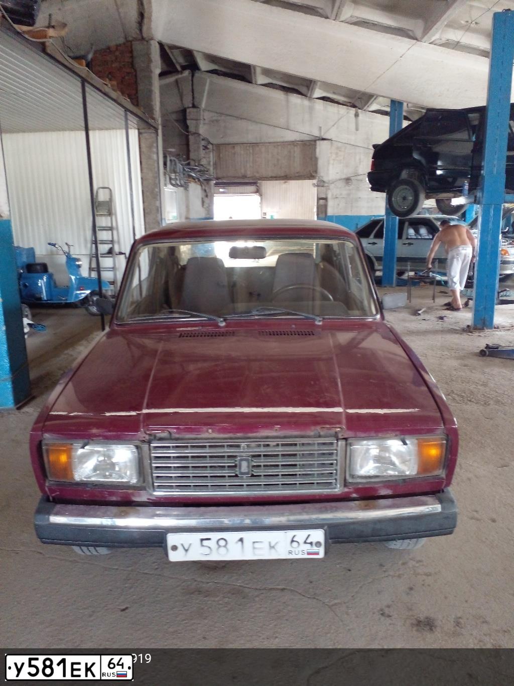 Фото автомобиля LADA 2190 GRANTA, 2012 — госномер А704УК01. Цвет: Белый