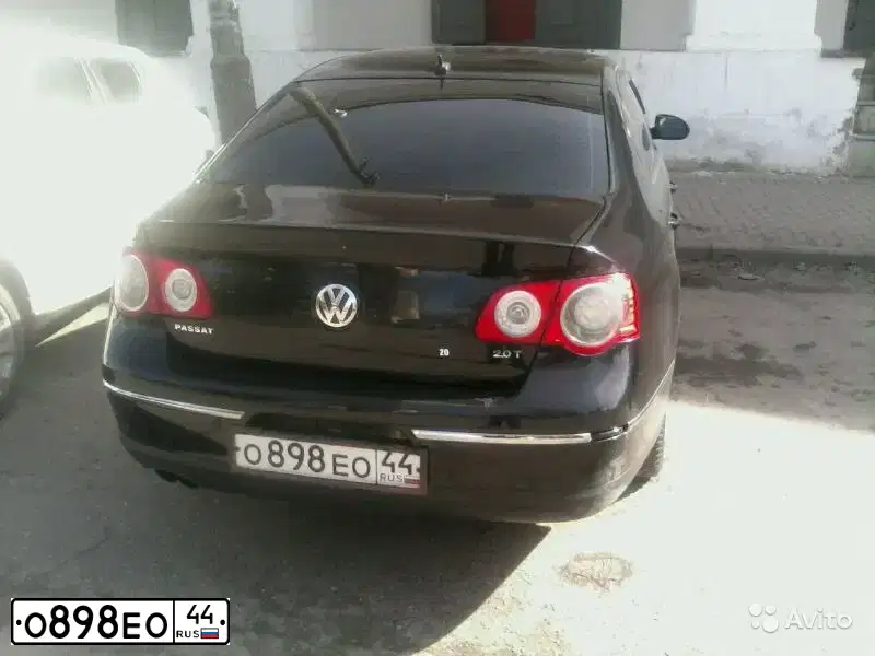 Фото автомобиля VOLKSWAGEN PASSAT, 2006 — госномер О898ЕО44. Цвет: ЧЕРНЫЙ