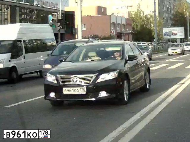 Фото автомобиля TOYOTA CAMRY, 2012 — госномер К735СМ198. Цвет: ЧЕРНЫЙ