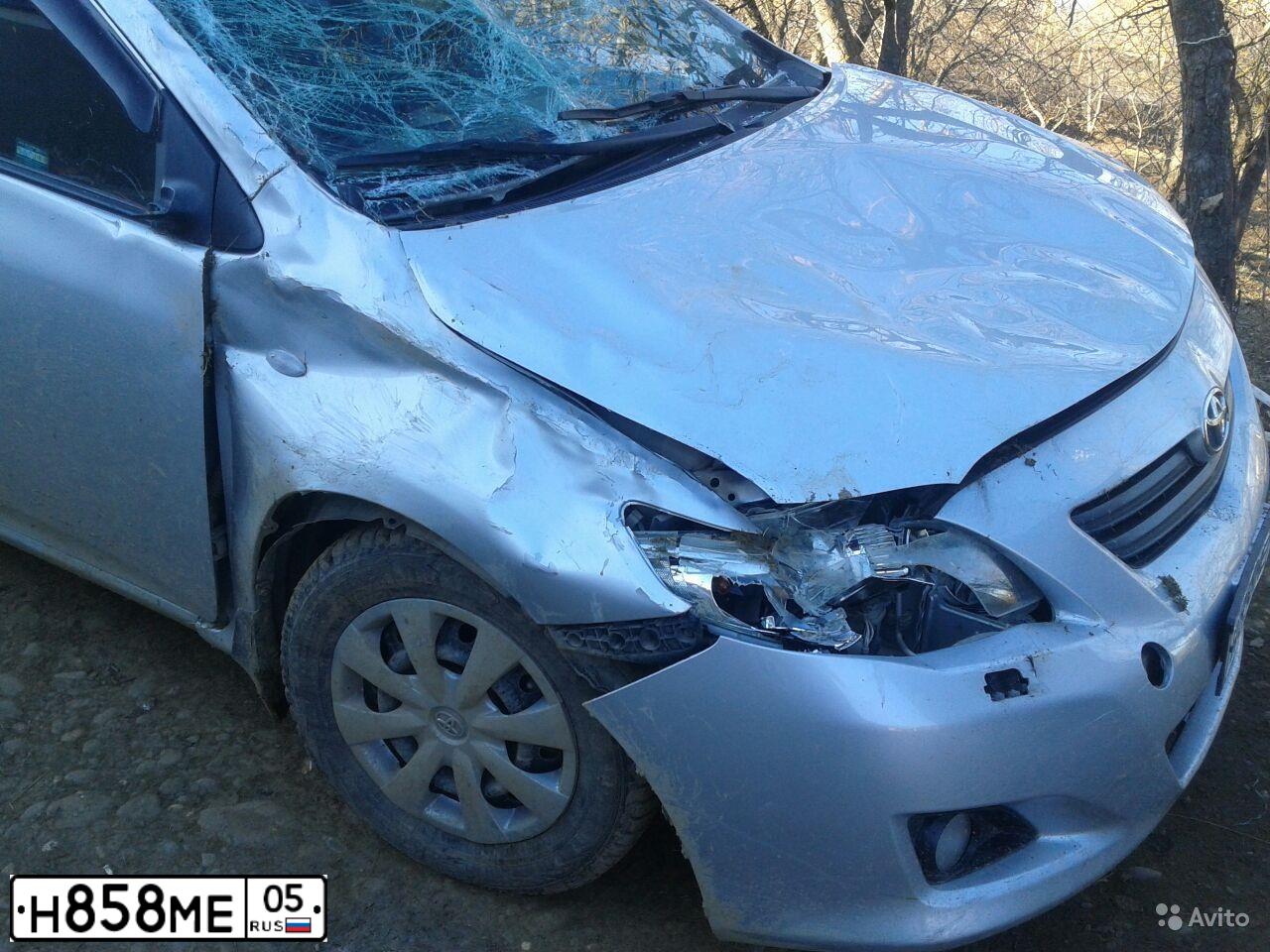 Фото автомобиля TOYOTA COROLLA, 2008 — госномер Е100РС05. Цвет: СЕРЕБРИСТЫЙ