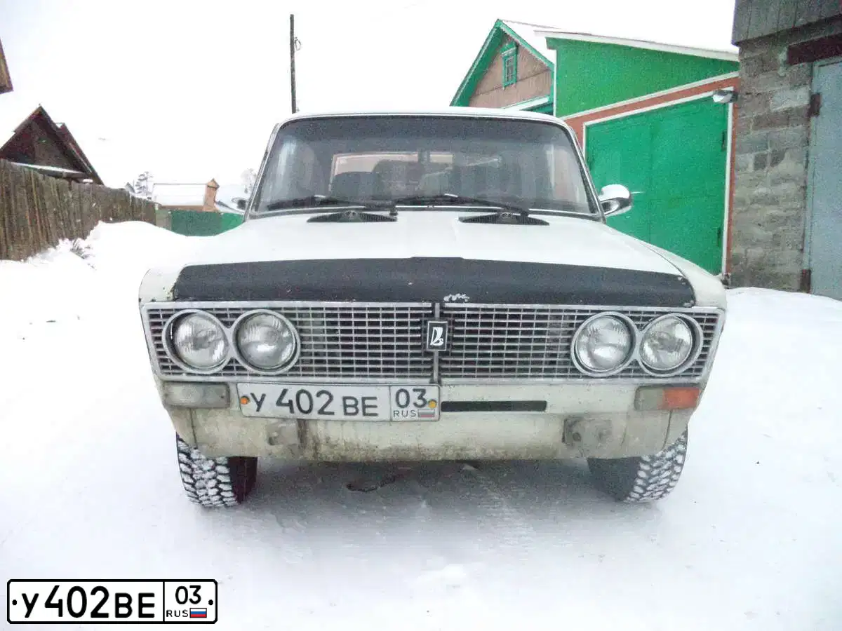Фото автомобиля LADA 2106, 1991 — госномер У533МВ03. Цвет: Белый
