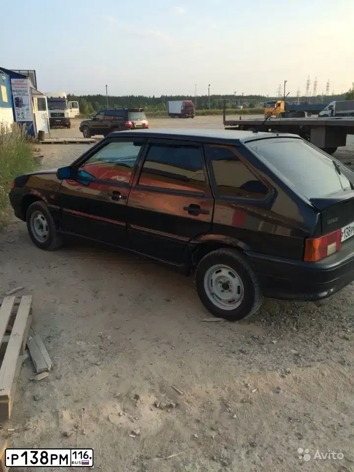 Фото автомобиля LADA 2114 SAMARA, 2006 — госномер А635УУ43. Цвет: ГРАФИТОВЫЙ МЕТАЛЛИК