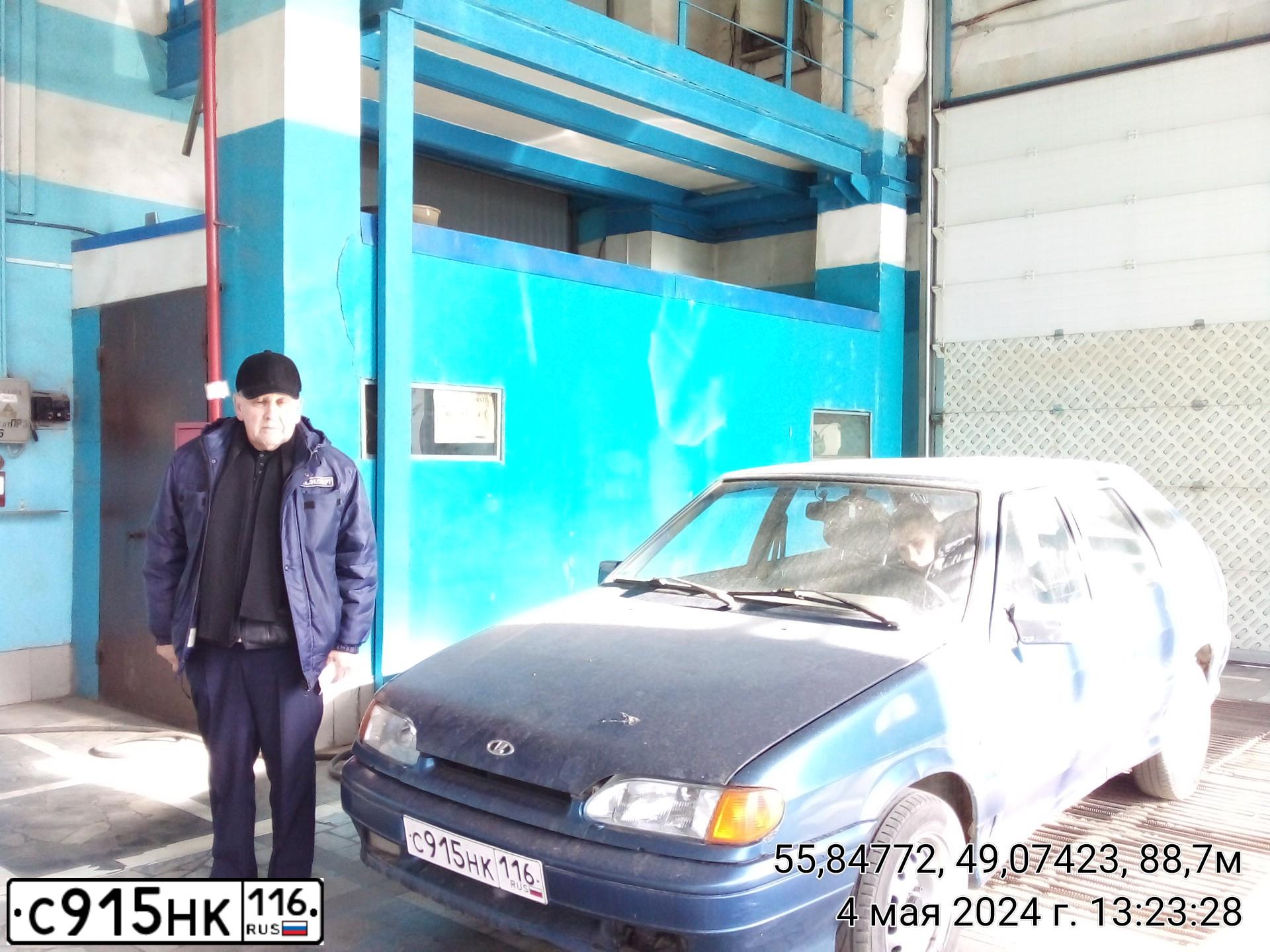 Фото автомобиля LADA 2114 SAMARA, 2004 — госномер У887ВС716. Цвет: сине-зеленый