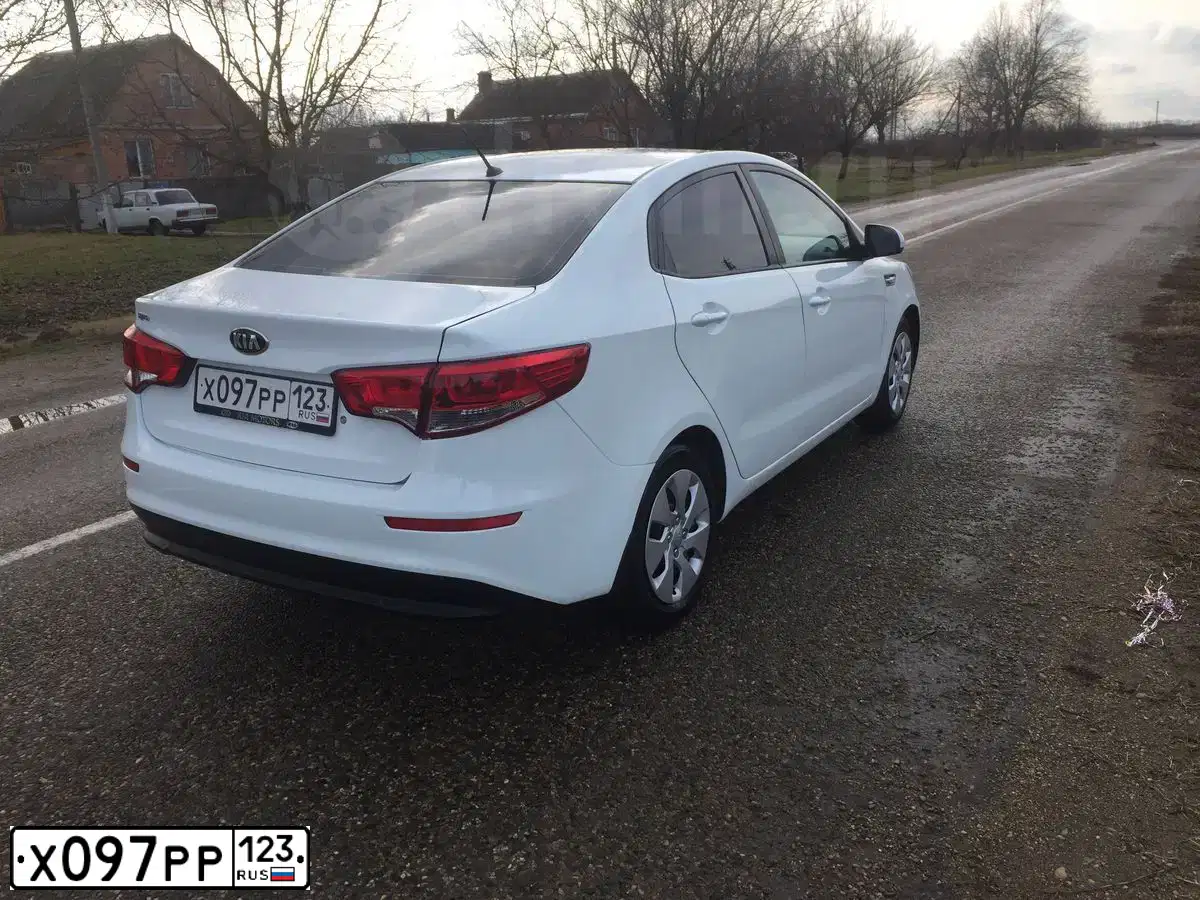 Фото автомобиля KIA RIO, 2016 — госномер А043ХО01
