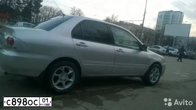 Фото автомобиля MITSUBISHI LANCER, 2003 — госномер В722ТС123. Цвет: СЕРЫЙ
