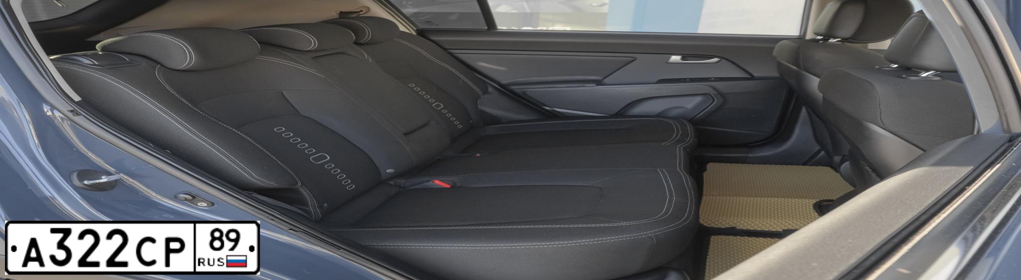 Фото автомобиля KIA SPORTAGE SLS, 2011 — госномер А989КЕ49