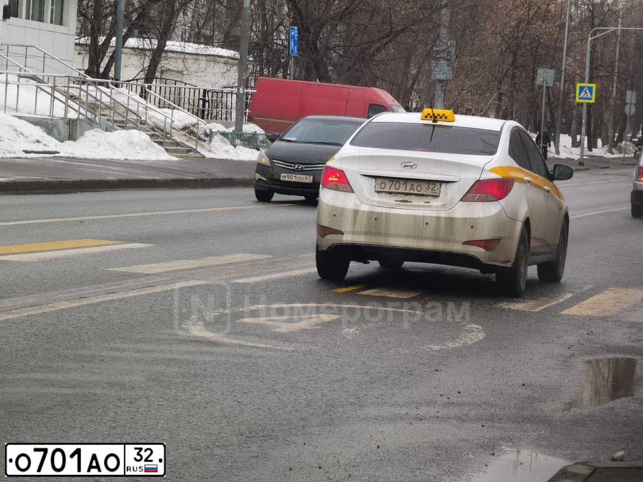 Фото автомобиля HYUNDAI SOLARIS, 2016 — госномер О522МС797. Цвет: БЕЛЫЙ-ЖЕЛТЫЙ-СЕРЫЙ
