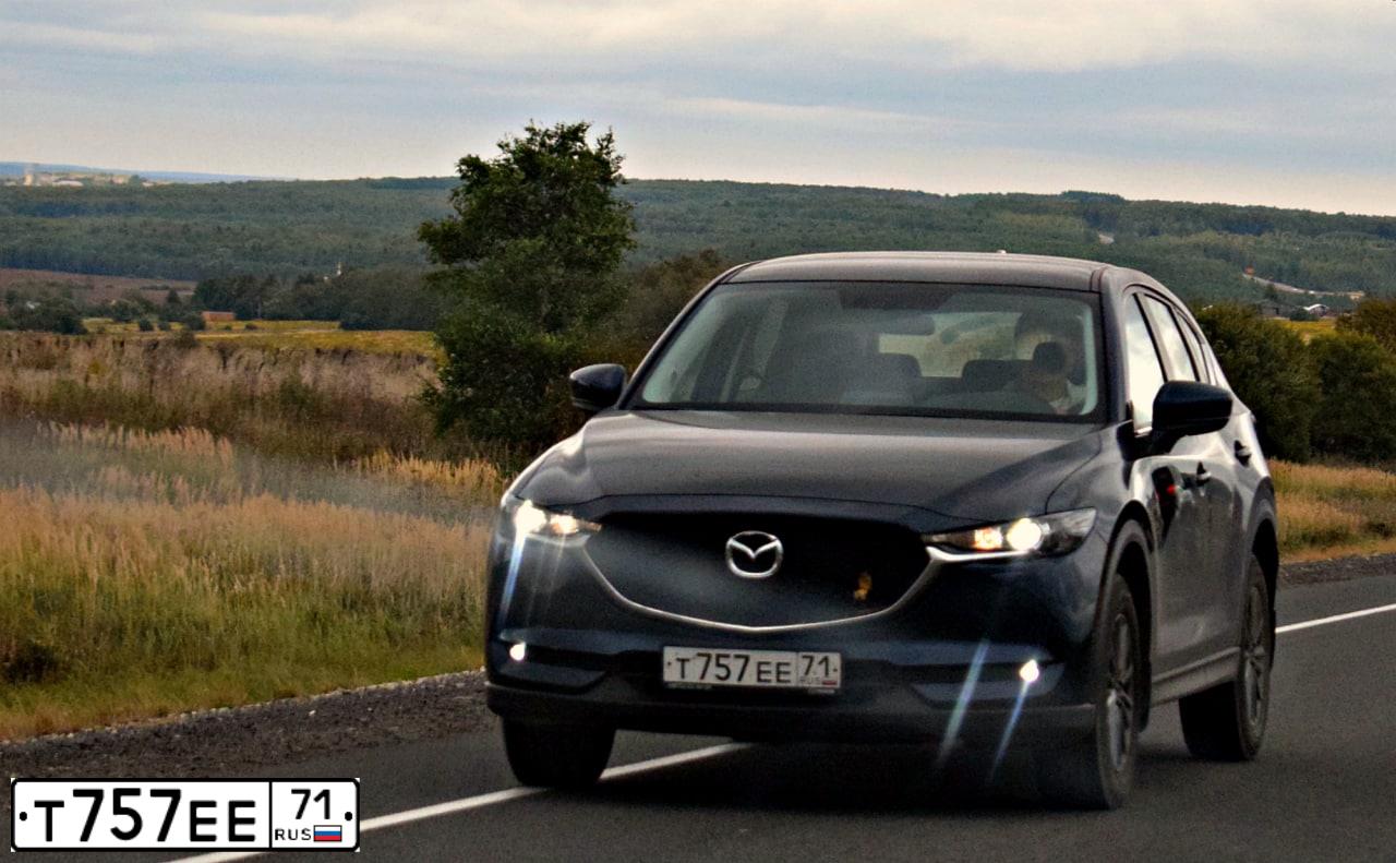 Фото автомобиля MAZDA CX-5, 2017 — госномер Т757ЕЕ71. Цвет: СИНИЙ