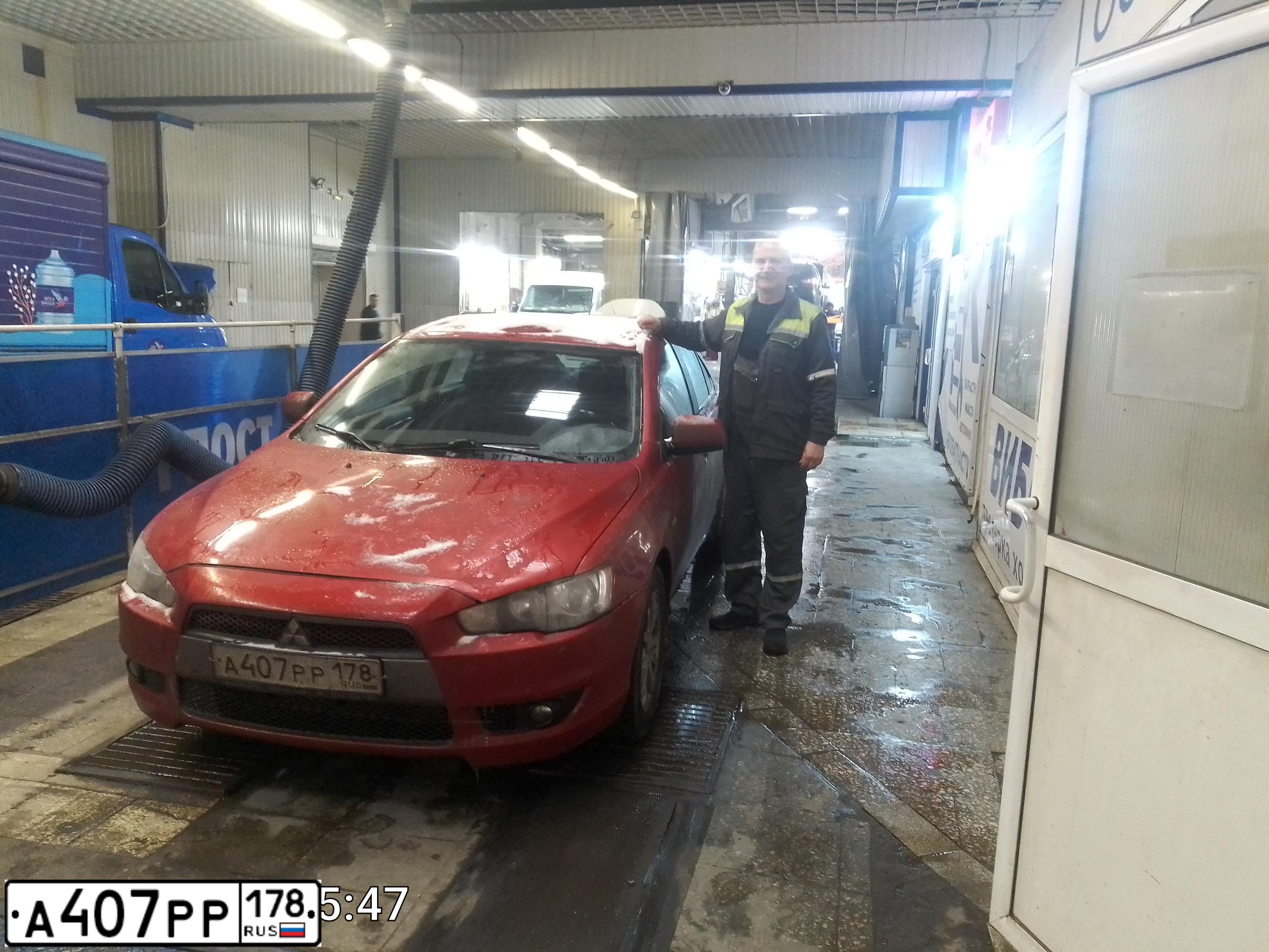 Фото автомобиля MITSUBISHI LANCER, 2010 — госномер А407РР178. Цвет: КРАСНЫЙ