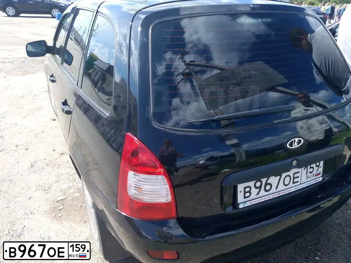 Фото автомобиля LADA 1117 KALINA, 2010 — госномер К076ВР159. Цвет: ЧЕРНЫЙ