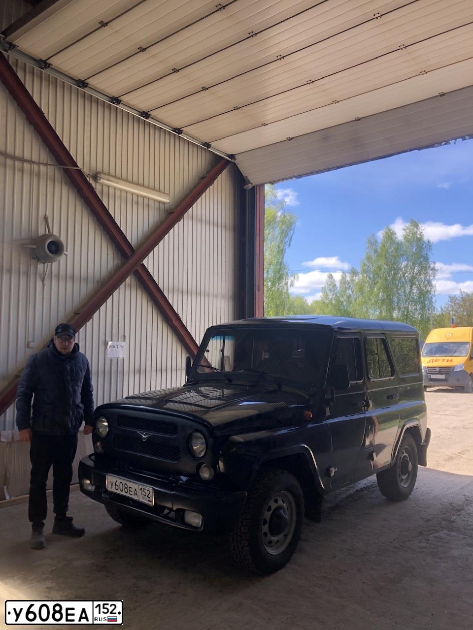 Фото автомобиля UAZ 3151 / HUNTER, 2008 — госномер М050ХР52. Цвет: АМУЛЕТ-МЕТАЛЛИК