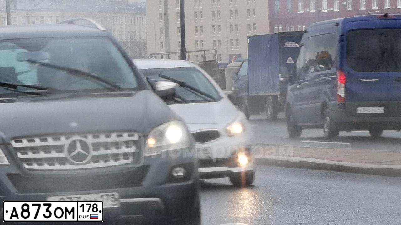 Фото автомобиля MERCEDES-BENZ ML/GLE, 2010 — госномер А840СР797