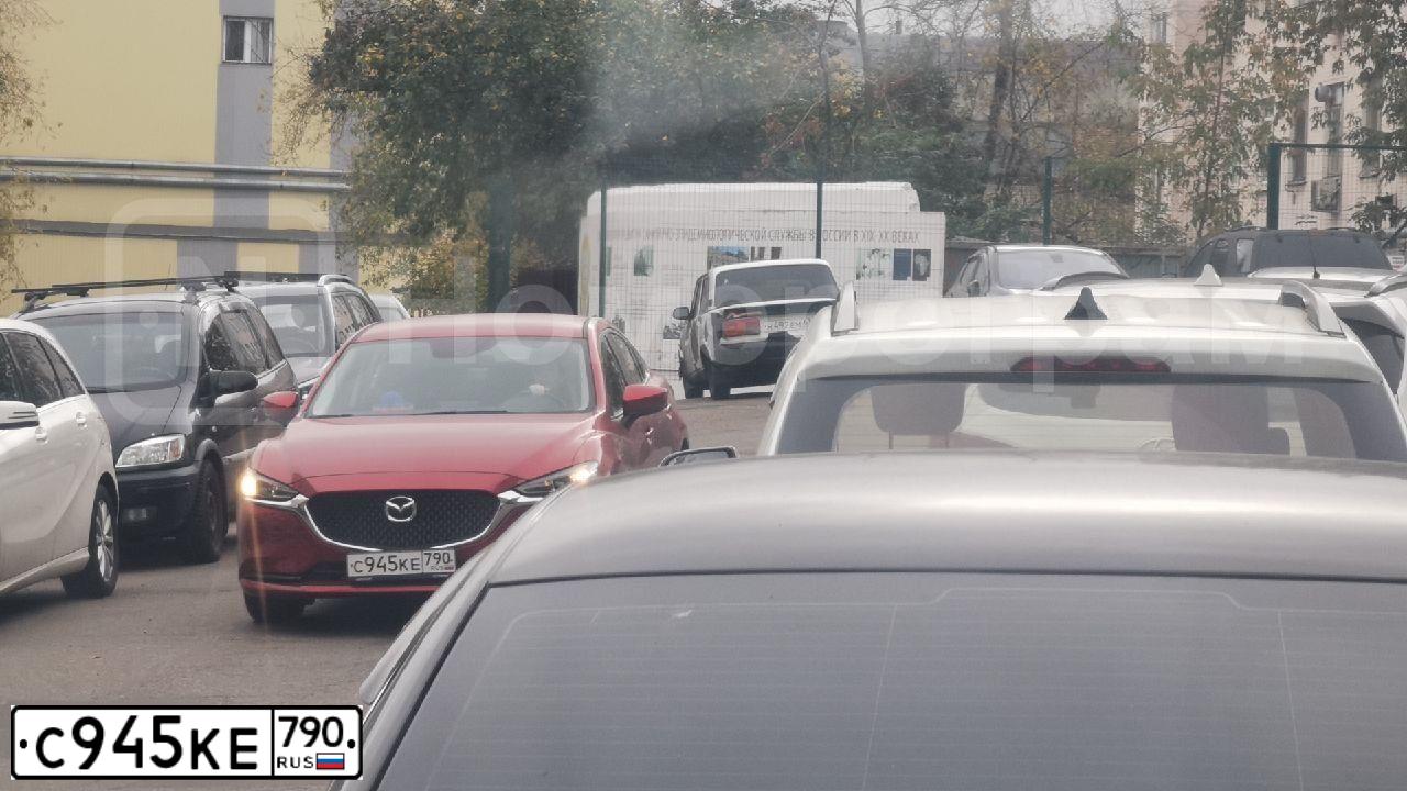 Фото автомобиля MAZDA 6 GJ5268, 2021 — госномер С945КЕ790. Цвет: Красный