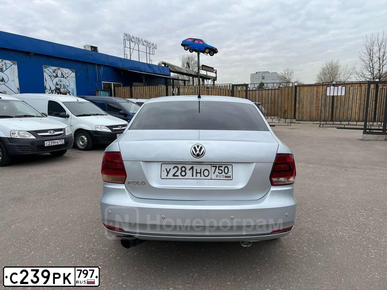 Фото автомобиля LADA LARGUS, 2018 — госномер О396НМ790. Цвет: Белый