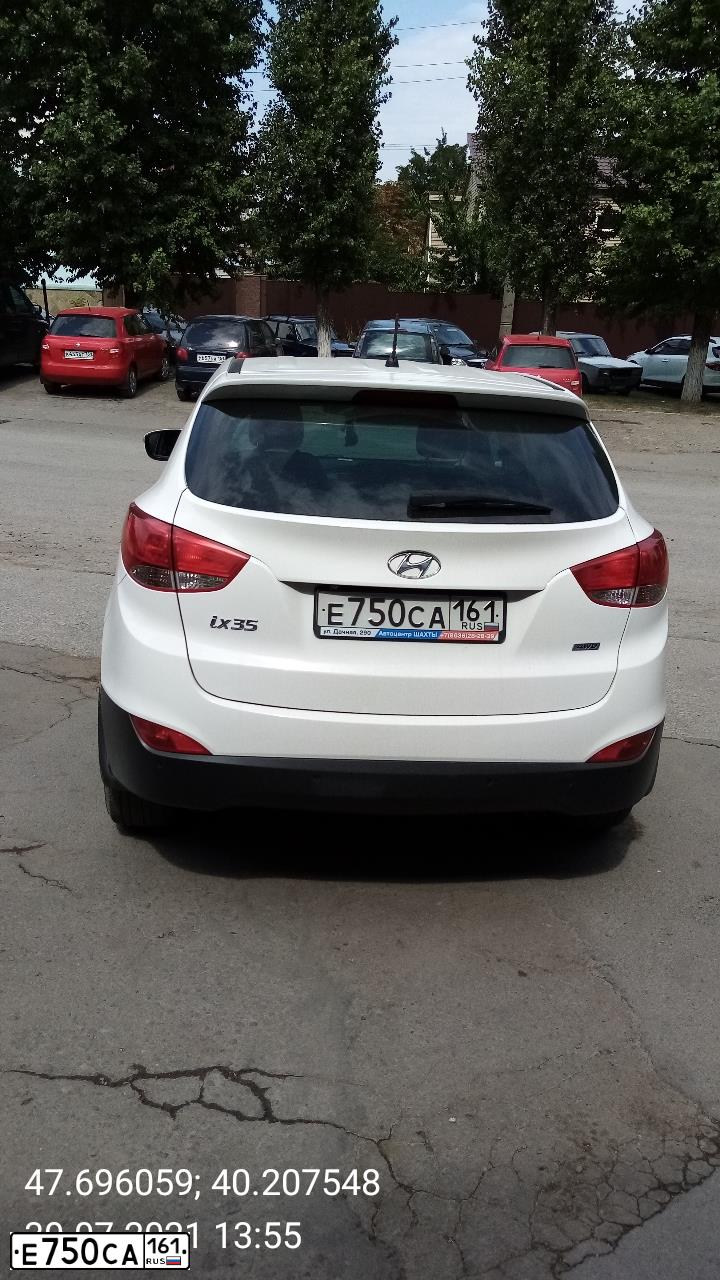 Фото автомобиля HYUNDAI IX35, 2014 — госномер Е750СА161. Цвет: Белый