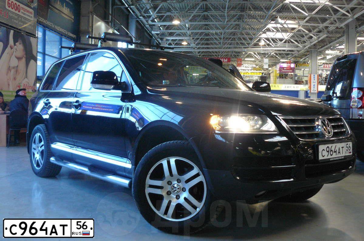 Фото автомобиля VOLKSWAGEN TOUAREG, 2006 — госномер У798РТ56. Цвет: ЧЕРНЫЙ