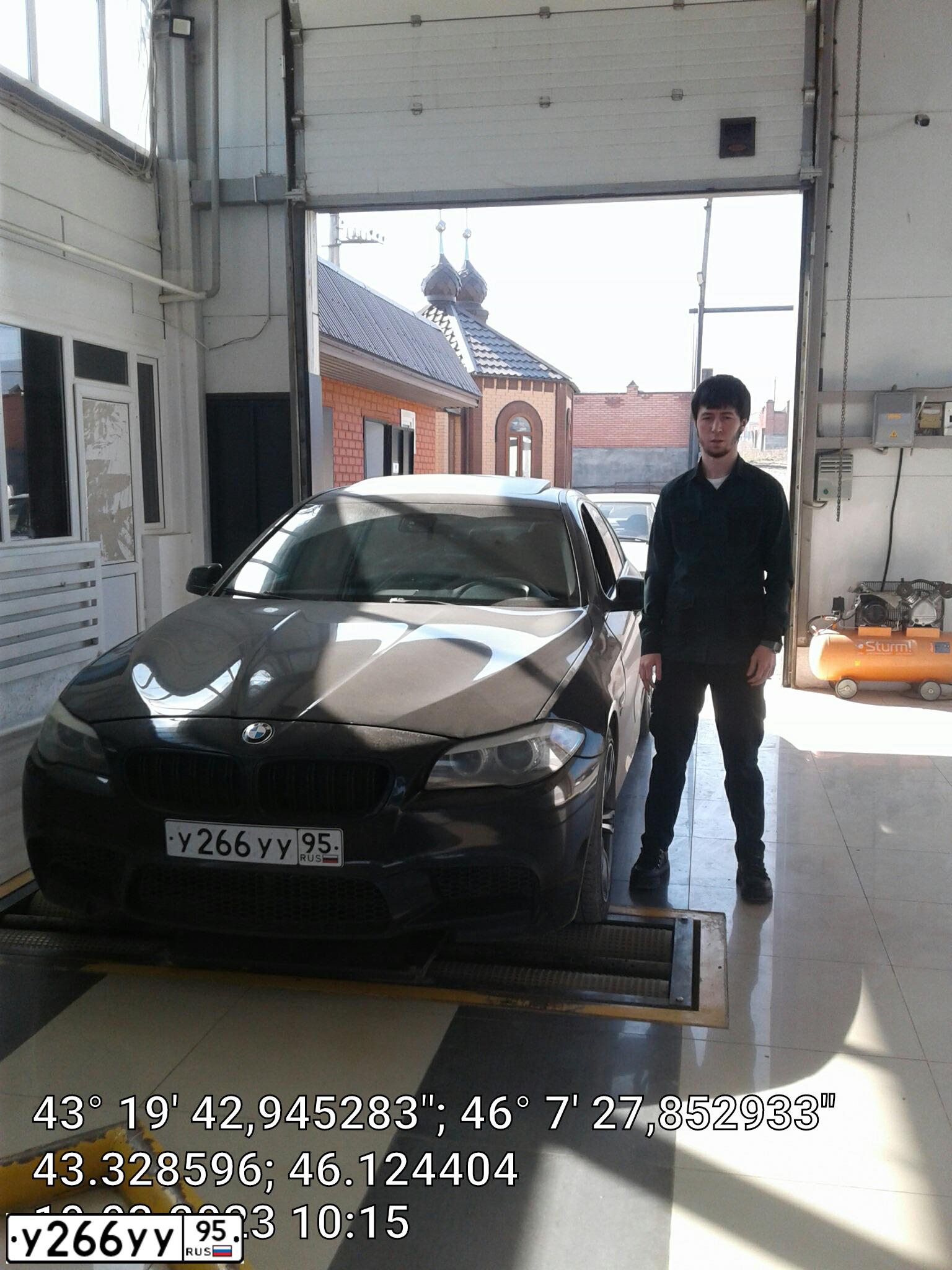 Фото автомобиля BMW SERIE 5, 2011 — госномер А133СК93. Цвет: ЧЕРНЫЙ