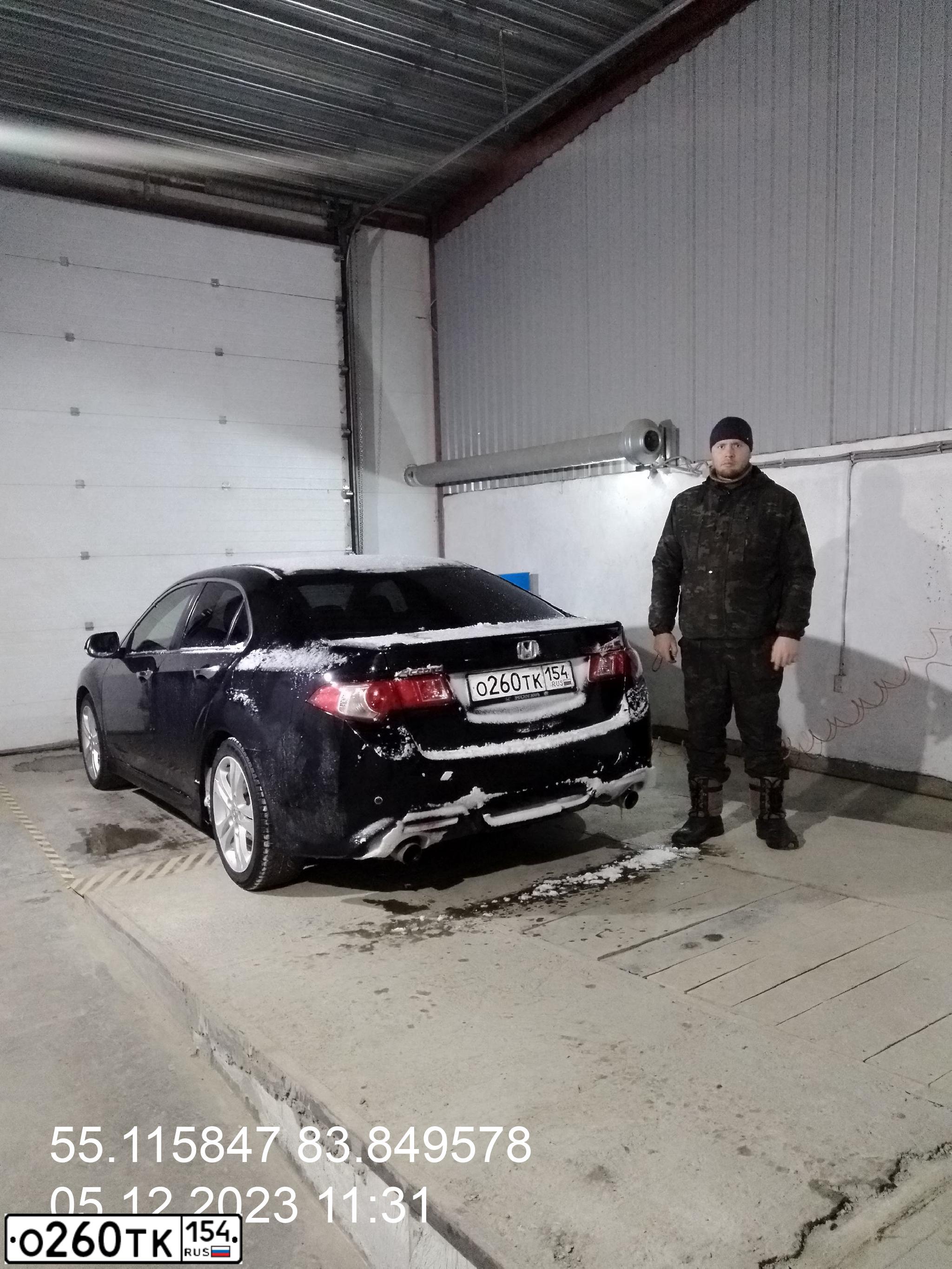Фото автомобиля HONDA ACCORD, 2008 — госномер О260ТК154. Цвет: ЧЕРНЫЙ