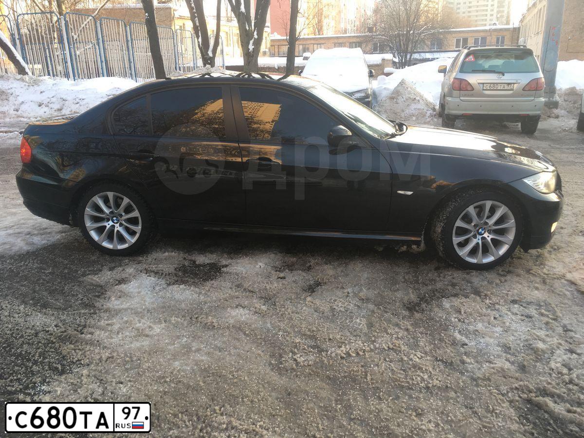 Фото автомобиля LADA LARGUS, 2018 — госномер Е227ТВ750. Цвет: БЕЛЫЙ ЖЕЛТЫЙ СЕРЫЙ