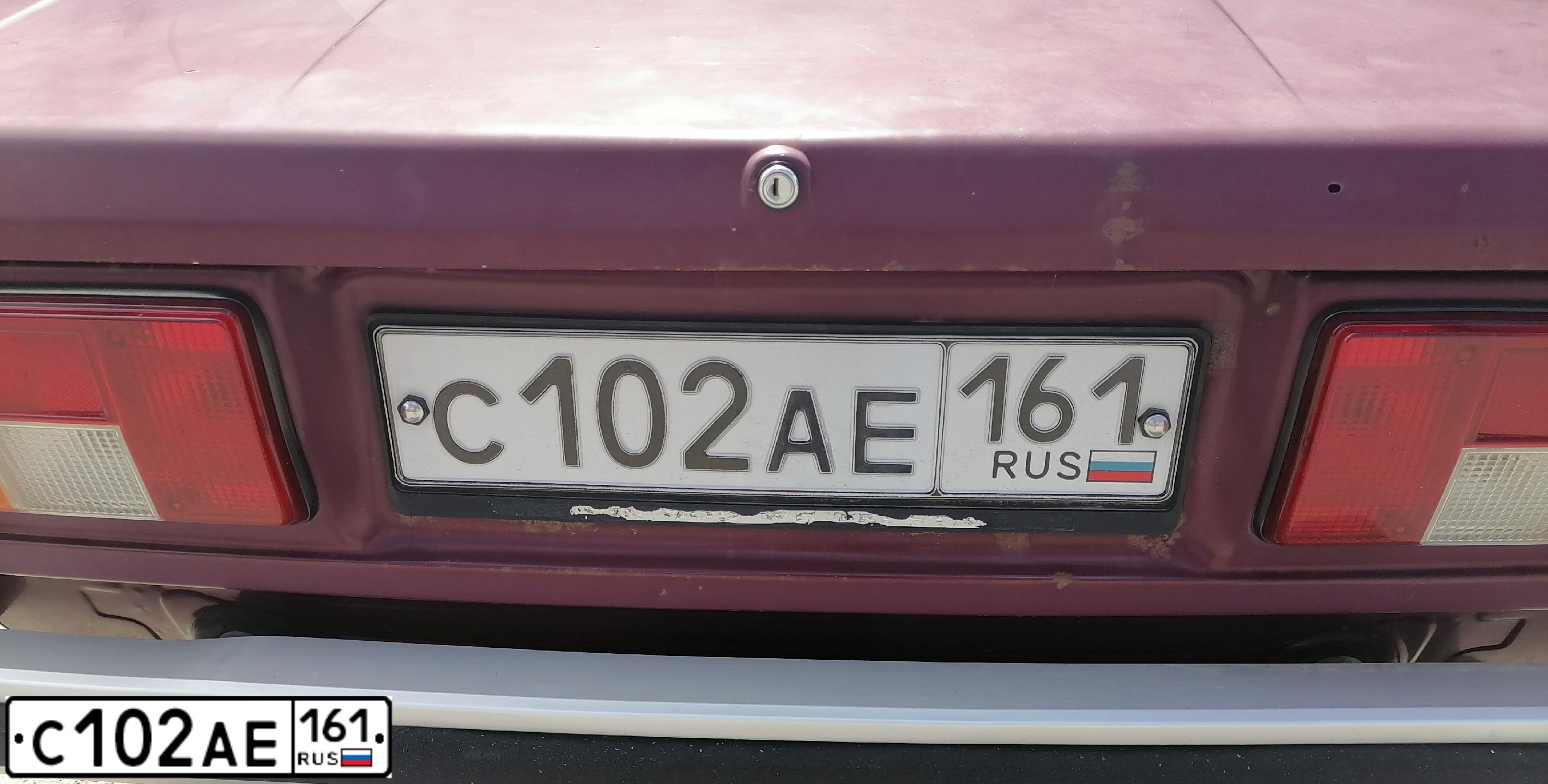 Фото автомобиля VOLKSWAGEN POLO, 2012 — госномер Е899ВХ123. Цвет: СЕРЕБРИСТЫЙ