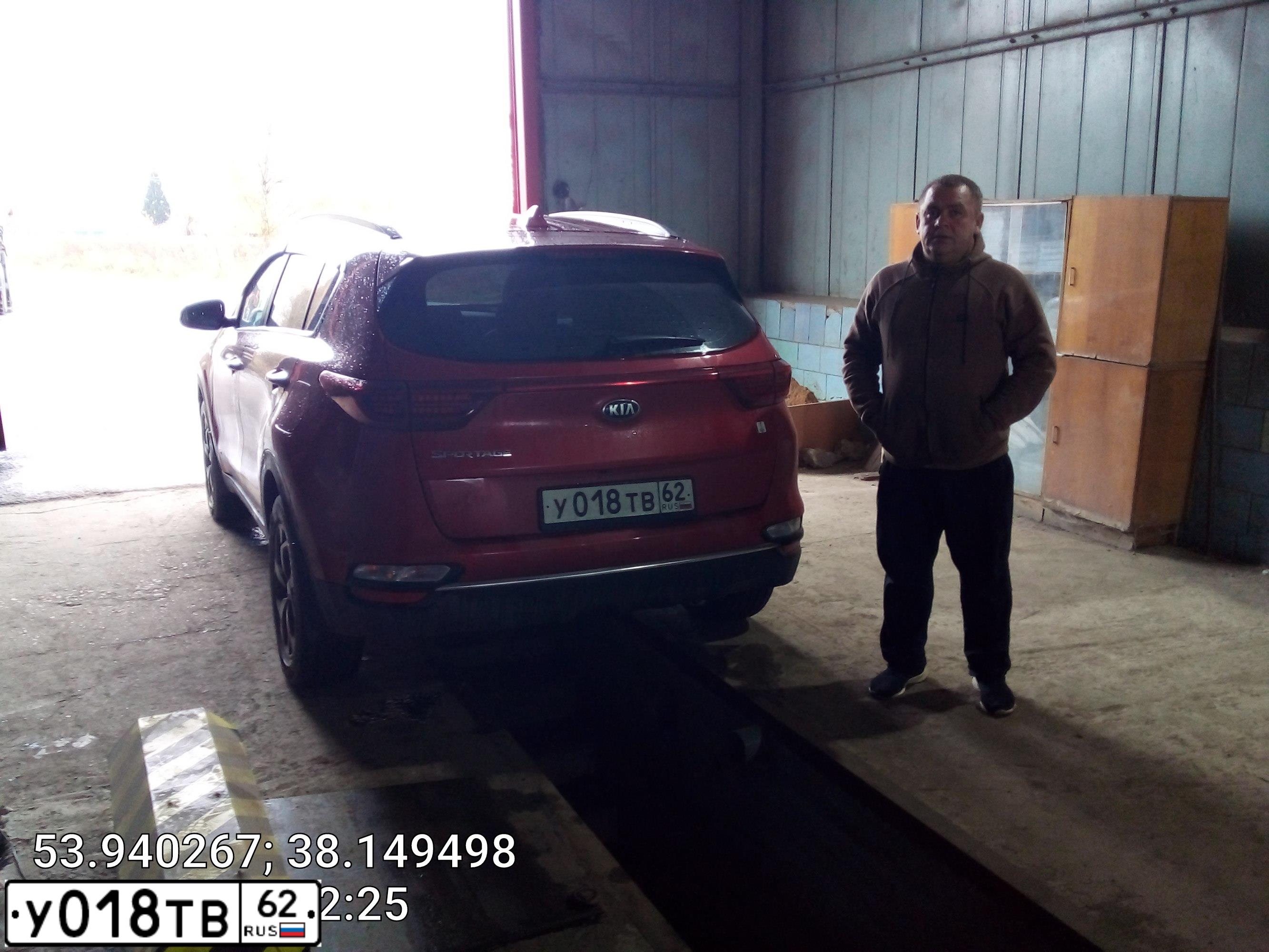 Фото автомобиля KIA SPORTAGE, 2019 — госномер У181ТЕ71. Цвет: КРАСНЫЙ