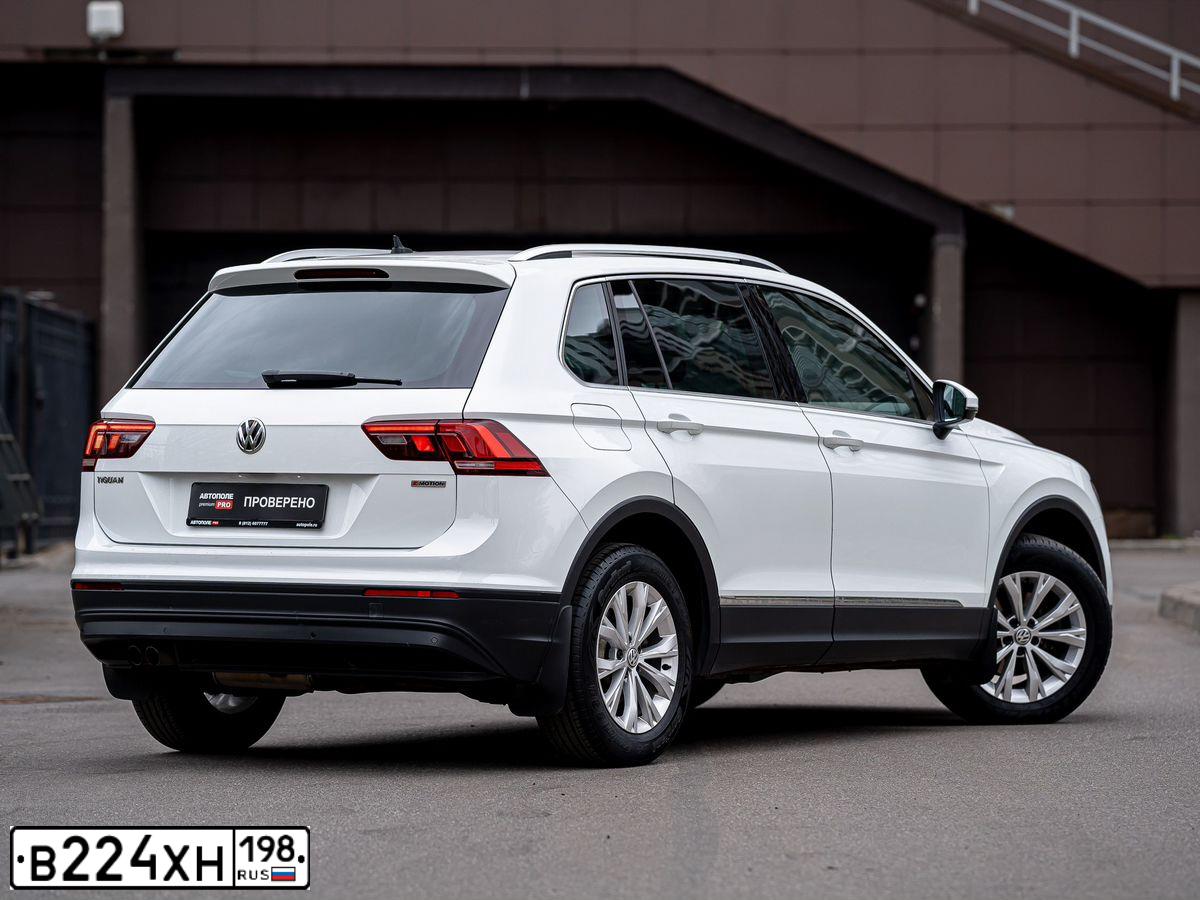 Фото автомобиля VOLKSWAGEN TIGUAN, 2018 — госномер М751МХ35. Цвет: Белый