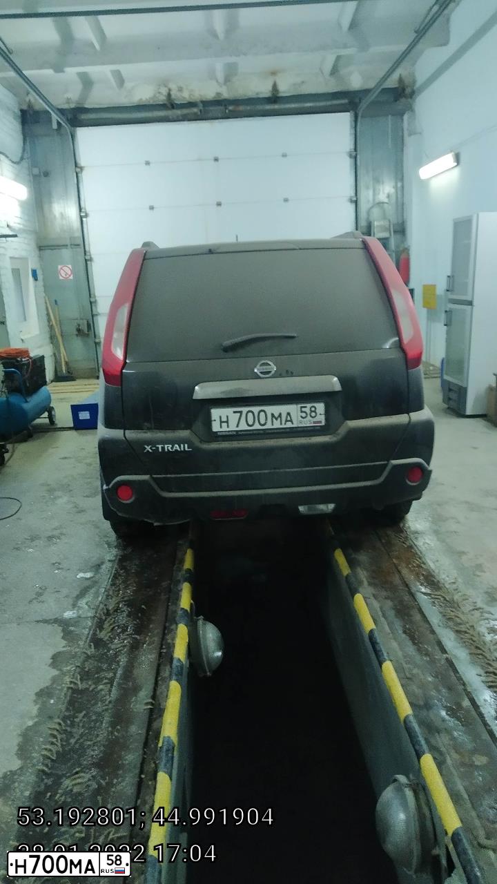 Фото автомобиля LADA 1117 KALINA, 2011 — госномер Р653ТВ58. Цвет: СЕРЕБРИСТЫЙ
