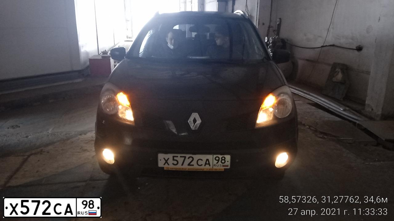 Фото автомобиля RENAULT KOLEOS, 2008 — госномер К099ОА53. Цвет: ЧЕРНЫЙ