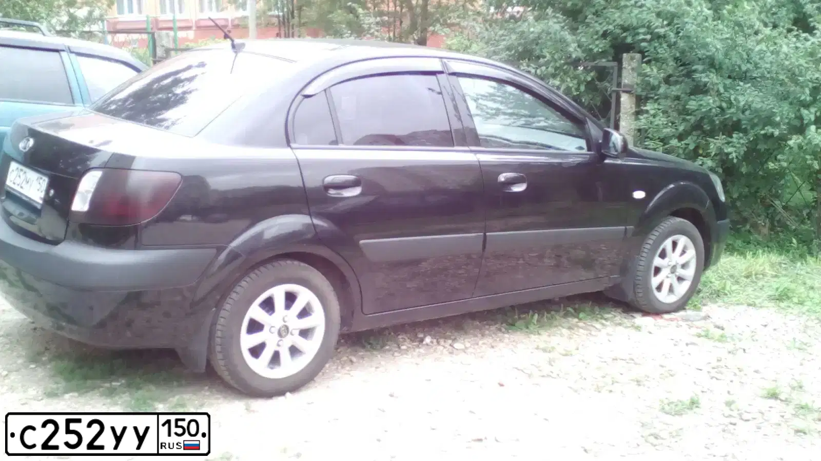 Фото автомобиля LADA 2105, 2004 — госномер С252ХХ58. Цвет: СИНЕ-ЗЕЛЕНЫЙ