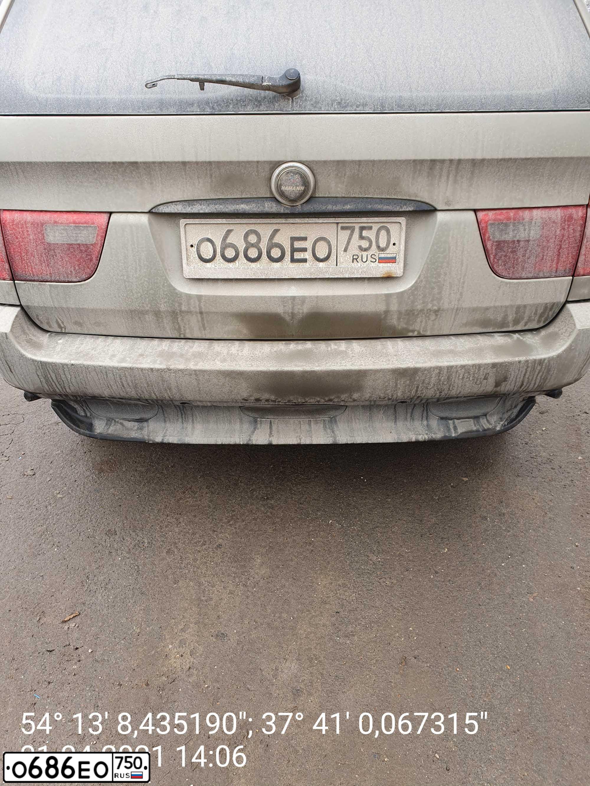 Фото автомобиля BMW X5, 2004 — госномер У482СМ71. Цвет: ОЛИВКОВЫЙ