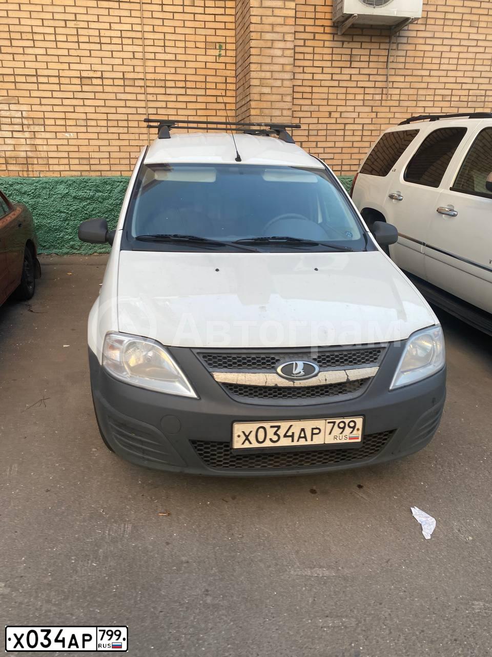 Фото автомобиля LADA LARGUS FURGON, 2017 — госномер Х034АР799. Цвет: БЕЛЫЙ
