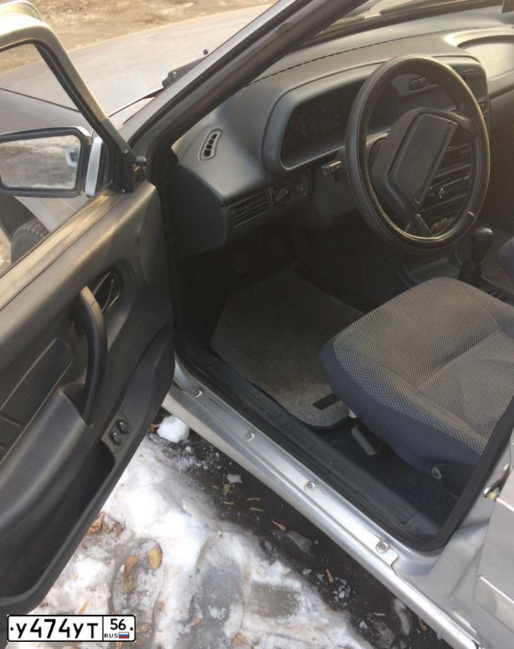 Фото автомобиля LADA 2114, 2011 — госномер Е970ТЕ156. Цвет: Светло-серебристый металик