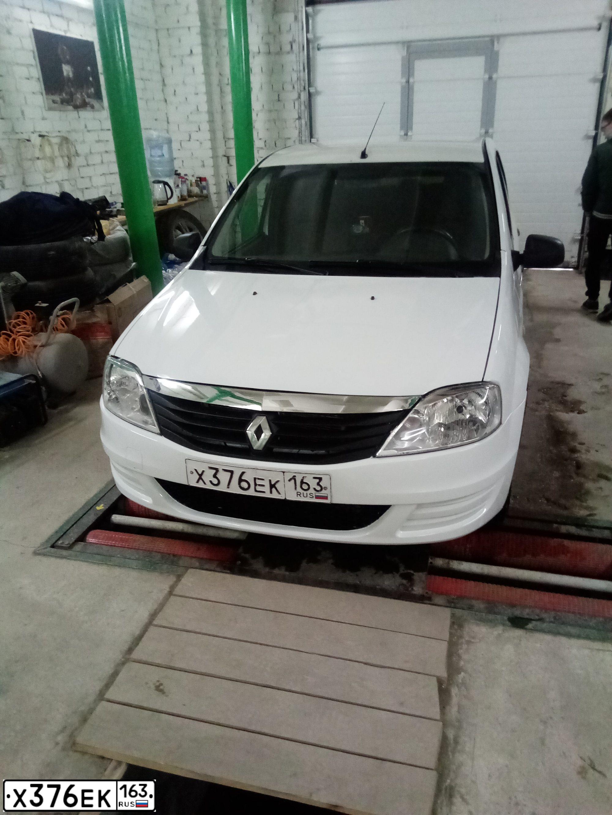 Фото автомобиля RENAULT LOGAN, 2015 — госномер Е897СР763. Цвет: Белый