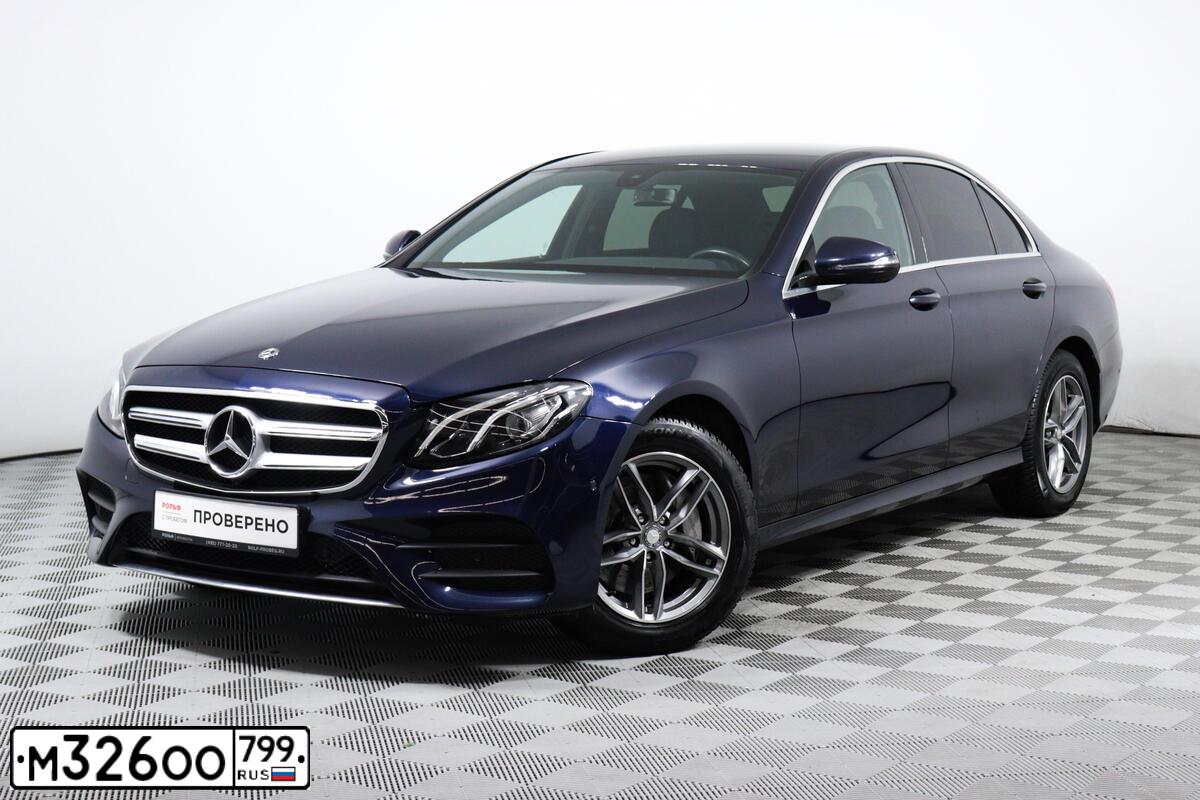 Фото автомобиля MERCEDES E-KLASSE, 2019 — госномер А819ВА797. Цвет: синий