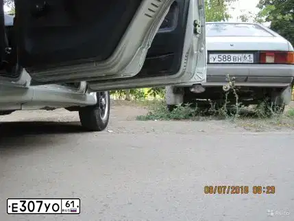 Фото автомобиля LADA 2115 SAMARA, 2006 — госномер Е307УО61. Цвет: БЕЛО-ЗЕЛЕНЫЙ