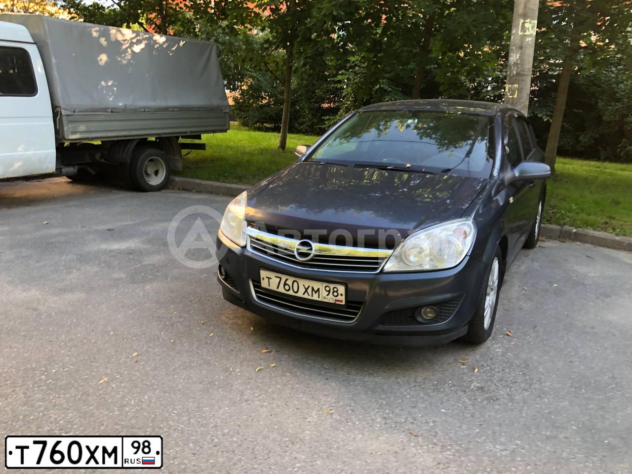 Фото автомобиля OPEL ASTRA, 2008 — госномер В251МВ155. Цвет: Темно-синий