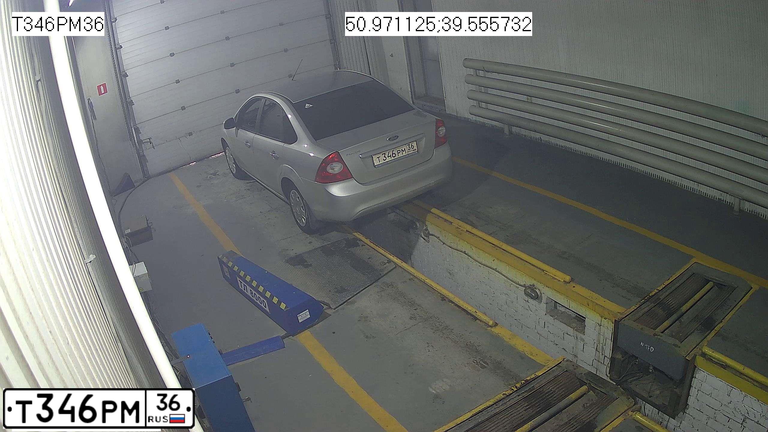 Фото автомобиля FORD FOCUS, 2009 — госномер Т346РМ36. Цвет: СЕРЕБРИСТЫЙ