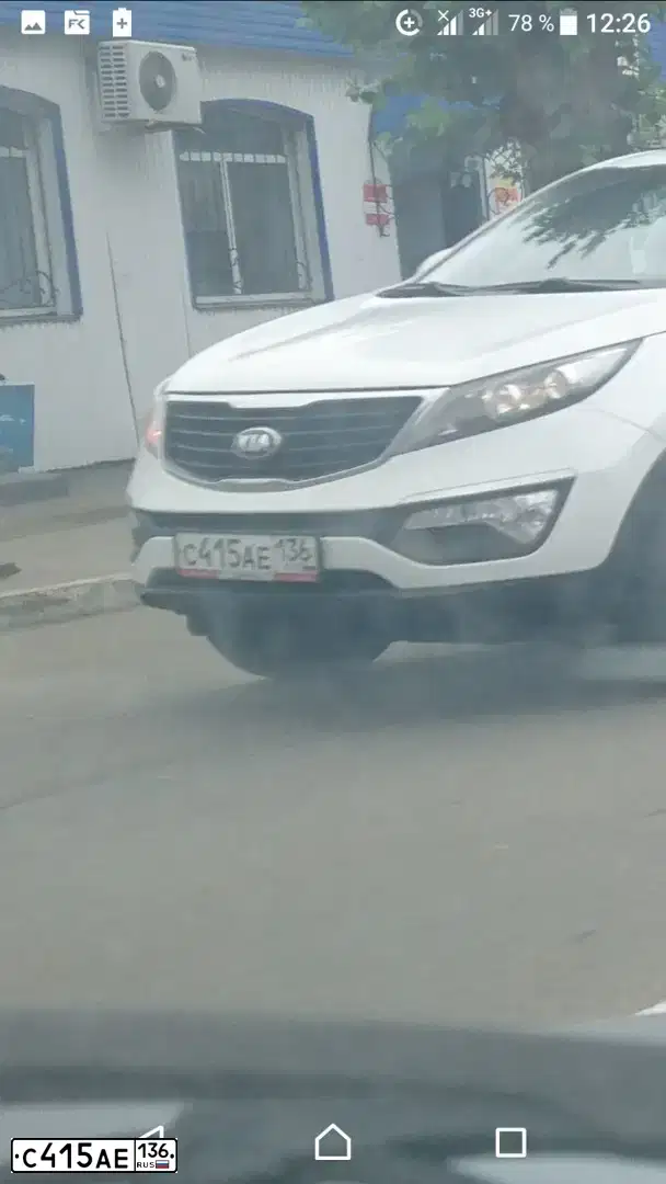 Фото автомобиля KIA SPORTAGE, 2015 — госномер С415АЕ136. Цвет: БЕЛЫЙ
