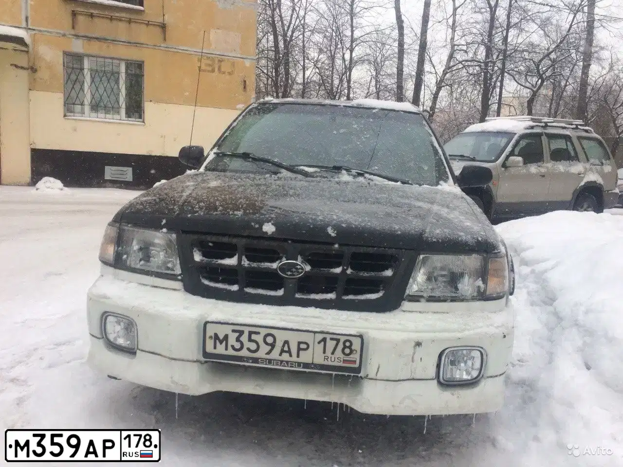Фото автомобиля SUBARU FORESTER, 1999 — госномер У612МТ47. Цвет: ЧЕРНЫЙ