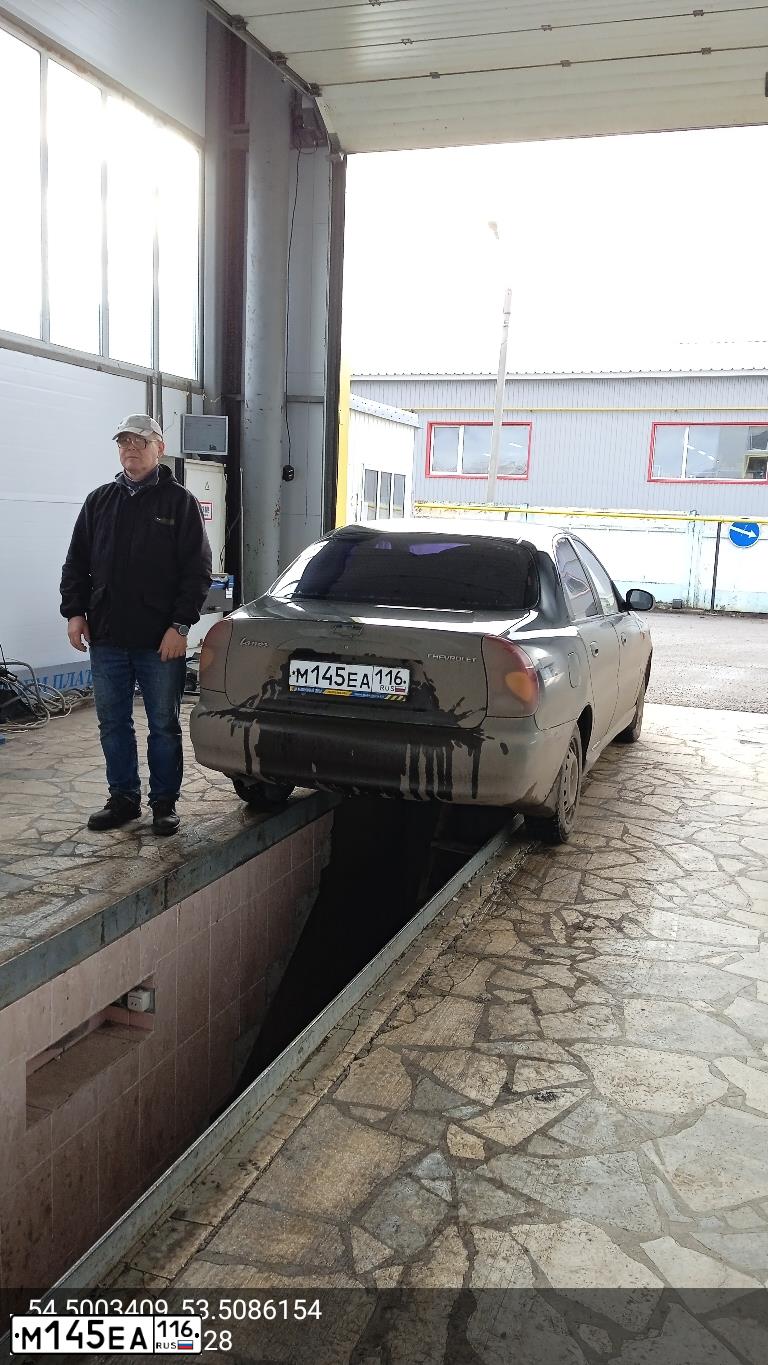 Фото автомобиля CHEVROLET LANOS, 2008 — госномер О665ВМ134. Цвет: ЧЕРНЫЙ