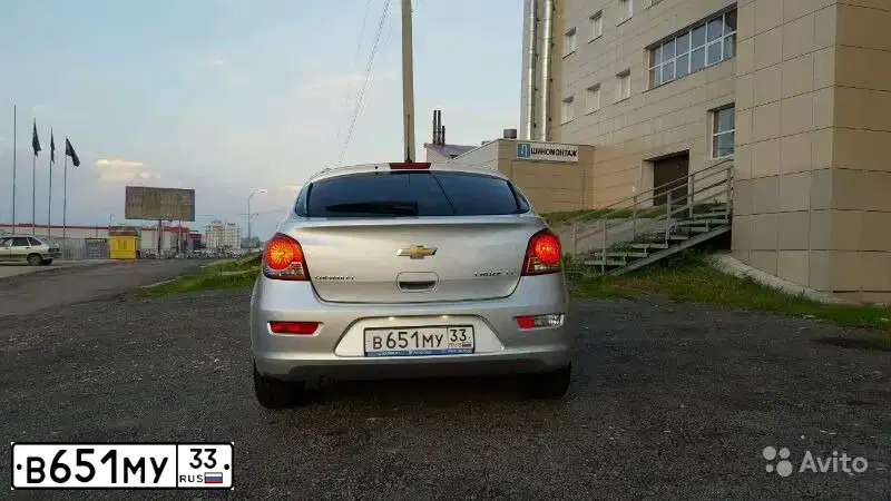 Фото автомобиля CHEVROLET CRUZE, 2012 — госномер В651МУ33. Цвет: СЕРЕБРИСТЫЙ МЕТАЛЛИК