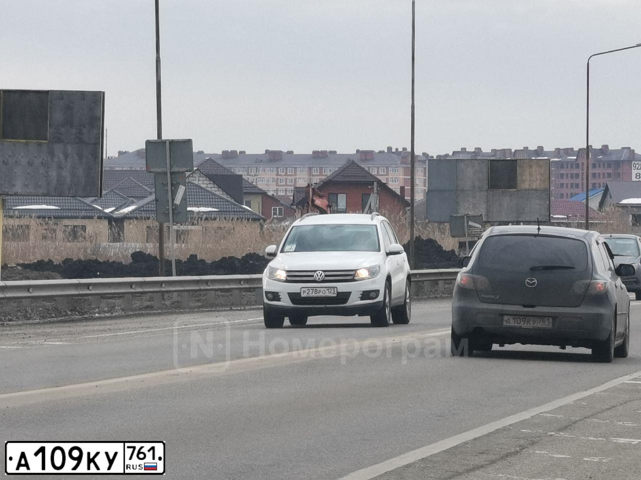 Фото автомобиля MAZDA 3, 2006 — госномер Е115ТЕ193. Цвет: ЧЕРНЫЙ