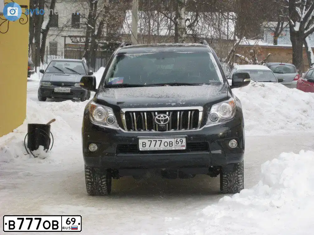 Фото автомобиля TOYOTA LANDCRUISER, 2010 — госномер В777ОВ69. Цвет: СЕРЫЙ ТЕМНЫЙ