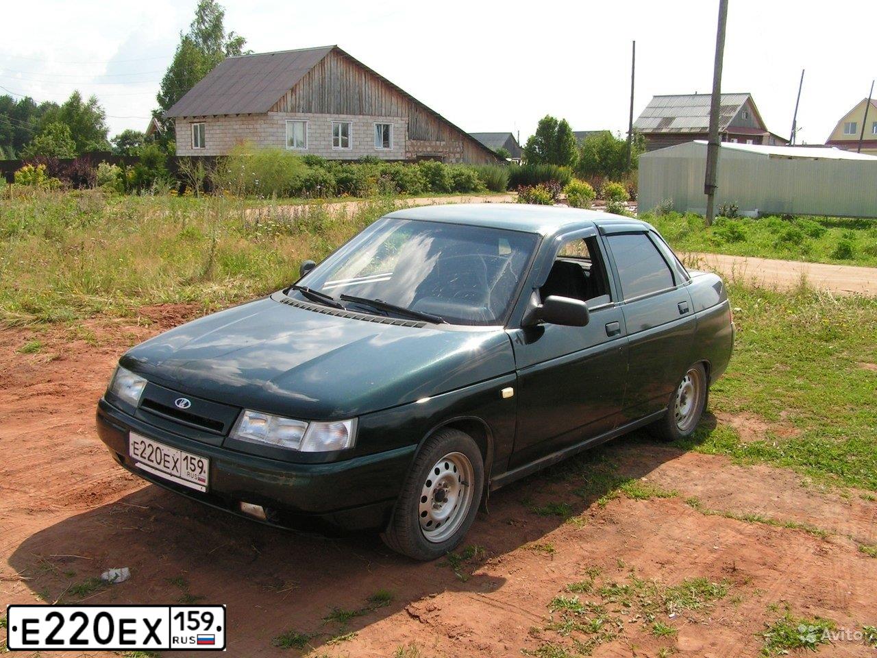Фото автомобиля LADA 2110 LADA, 2001 — госномер Е220ЕХ159. Цвет: Темно-зеленый