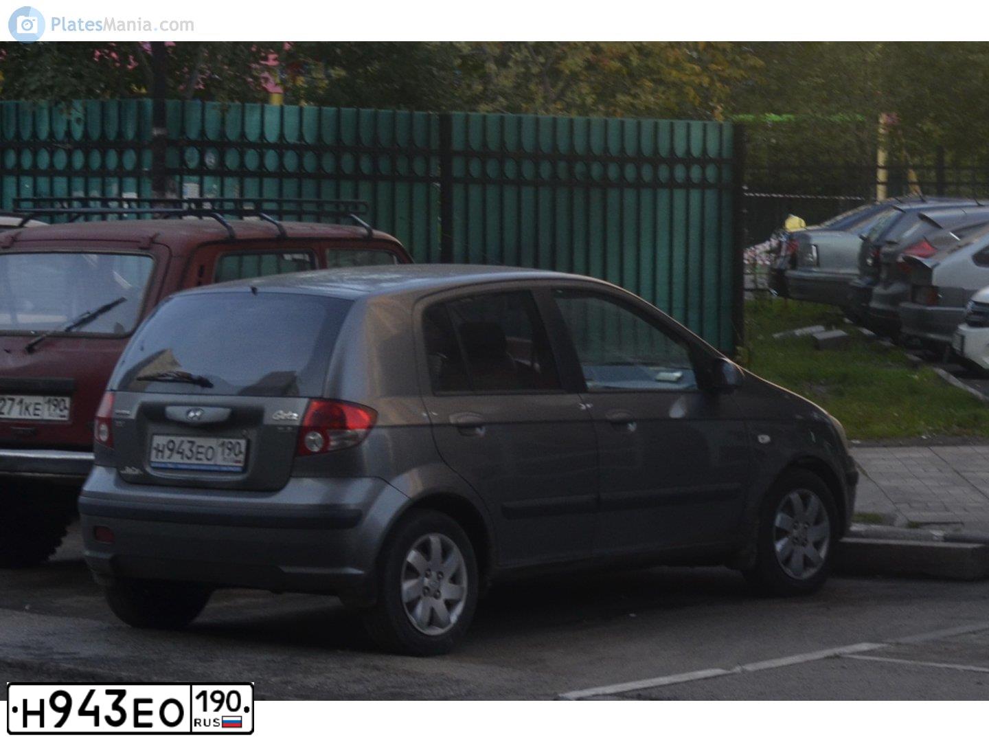 Фото автомобиля HYUNDAI GETZ, 2003 — госномер Р813СМ177. Цвет: СЕРЫЙ
