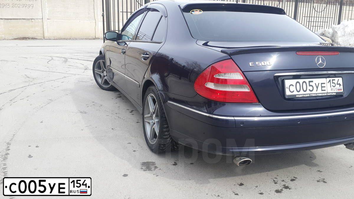 Фото автомобиля MERCEDES E-KLASSE, 2002 — госномер С005УЕ154. Цвет: синий