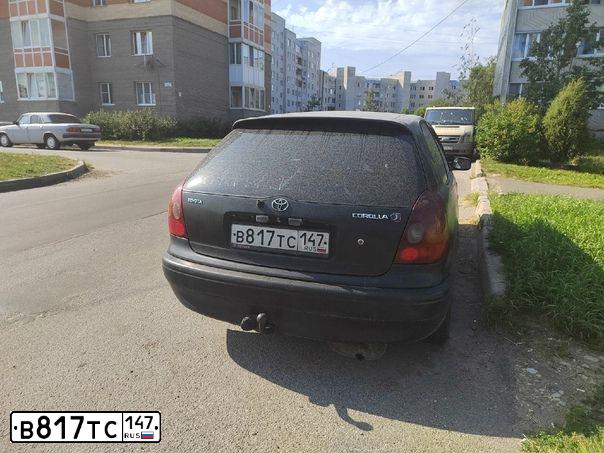 Фото автомобиля TOYOTA COROLLA, 1997 — госномер В817ТС147. Цвет: ЧЕРНЫЙ